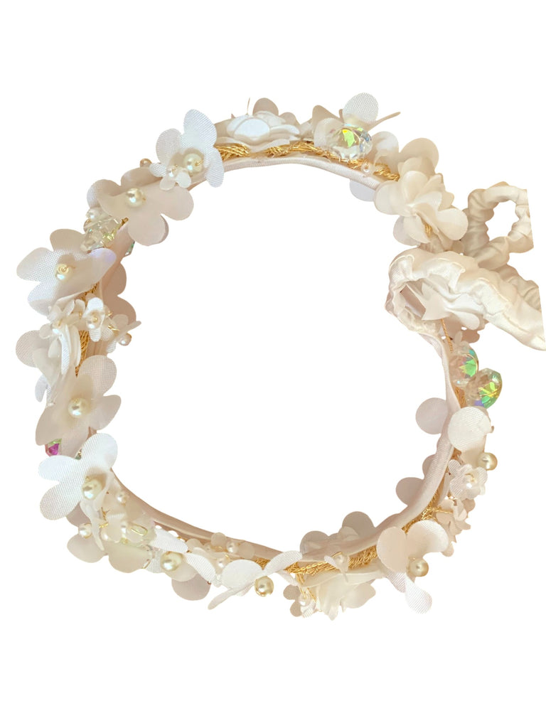 Tiara con flores pequeñas