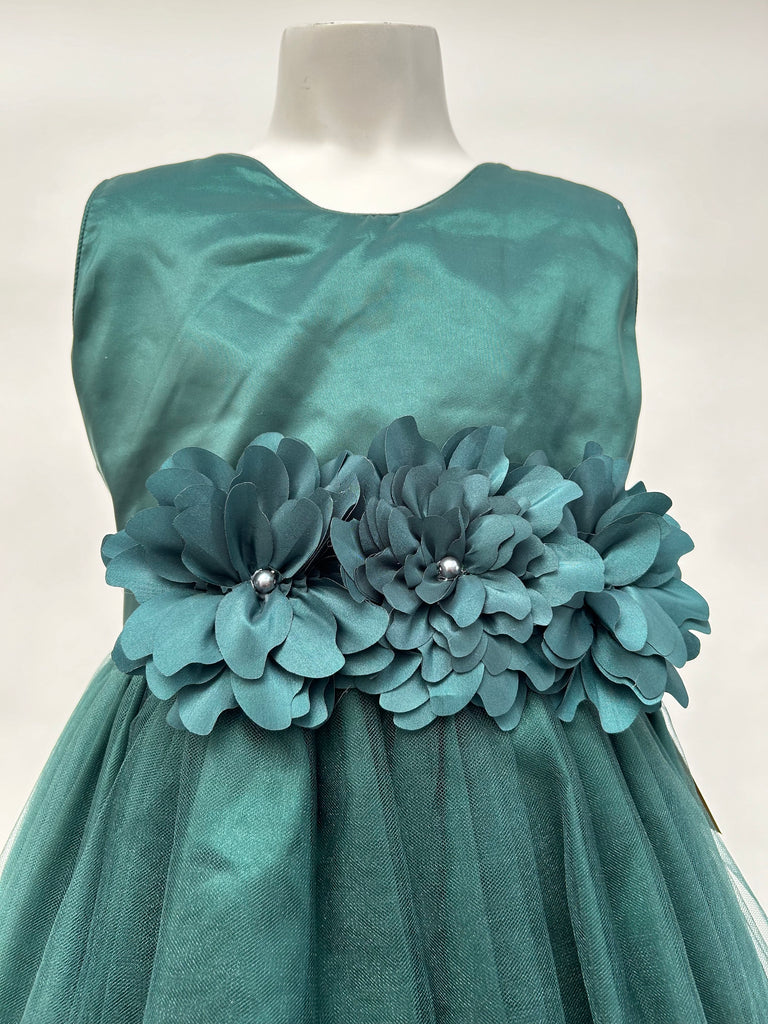 Vestido sin manga falda doble