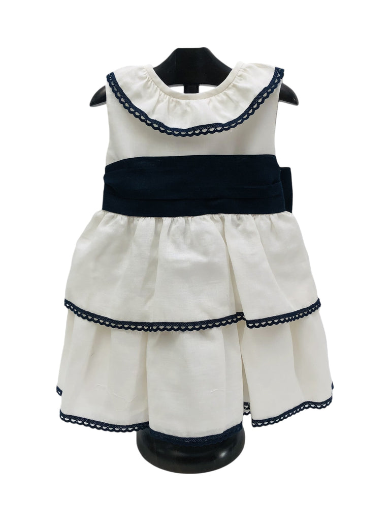 Vestido de lino olanes en falda