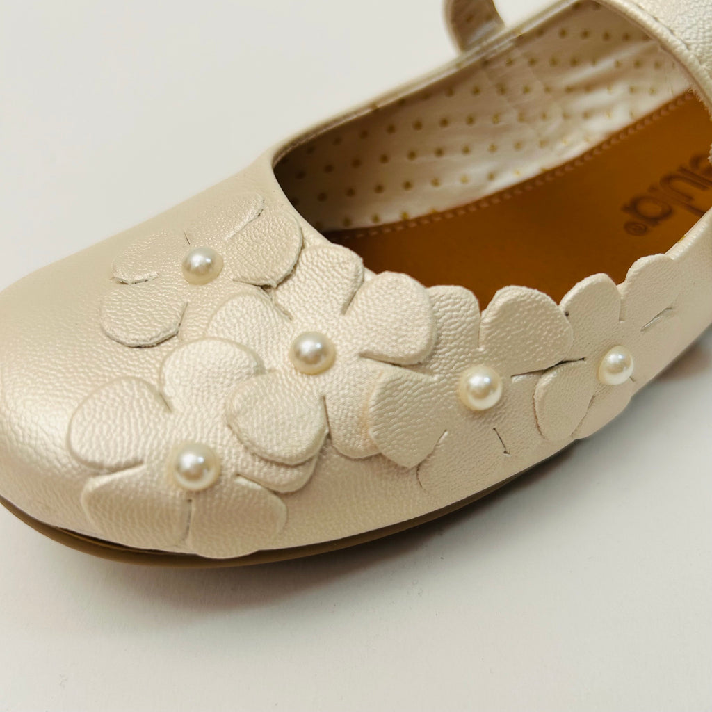 Balerina flores 3D con centro perlas