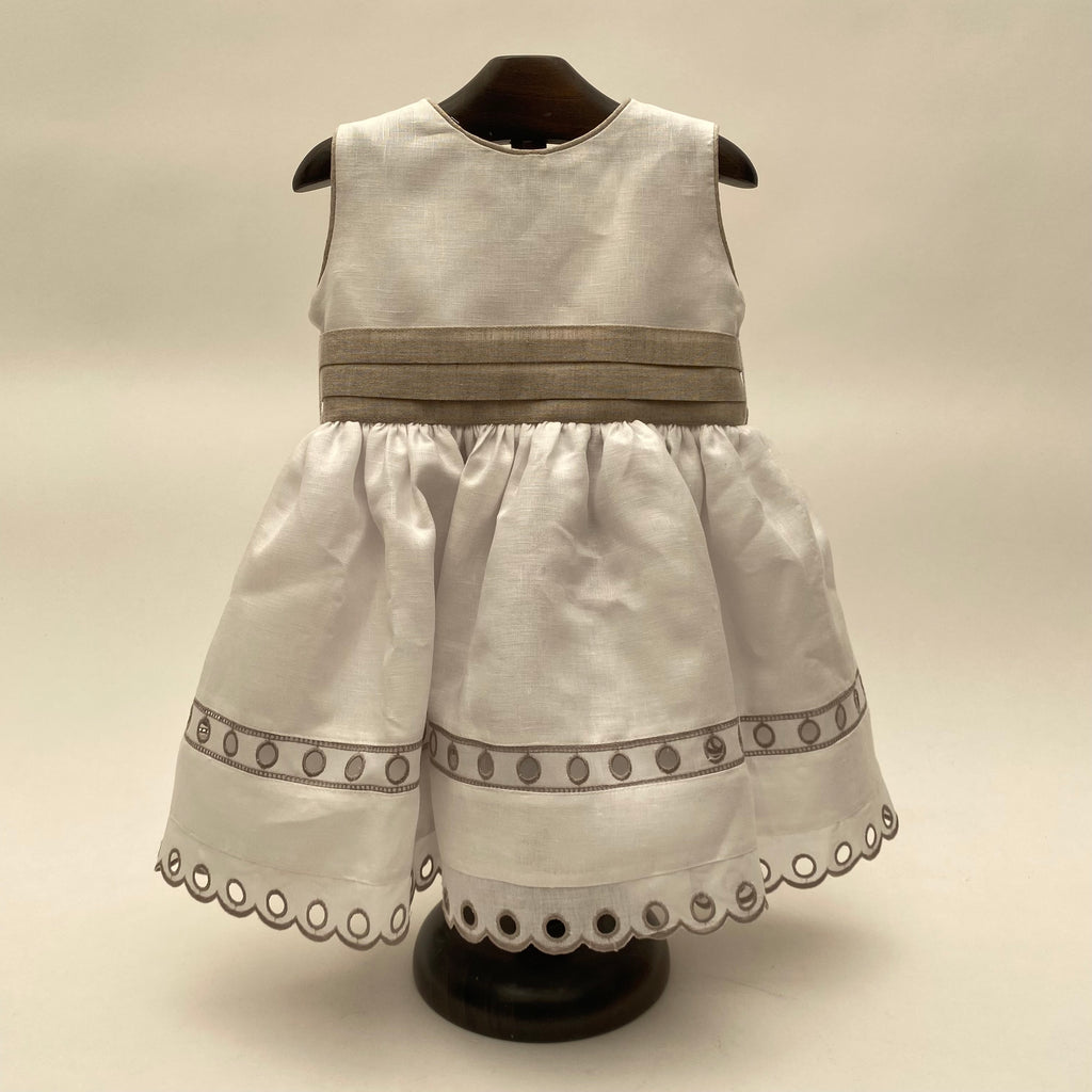 Vestido falda con tira bordada y manga – Bámbola Moda Infantil