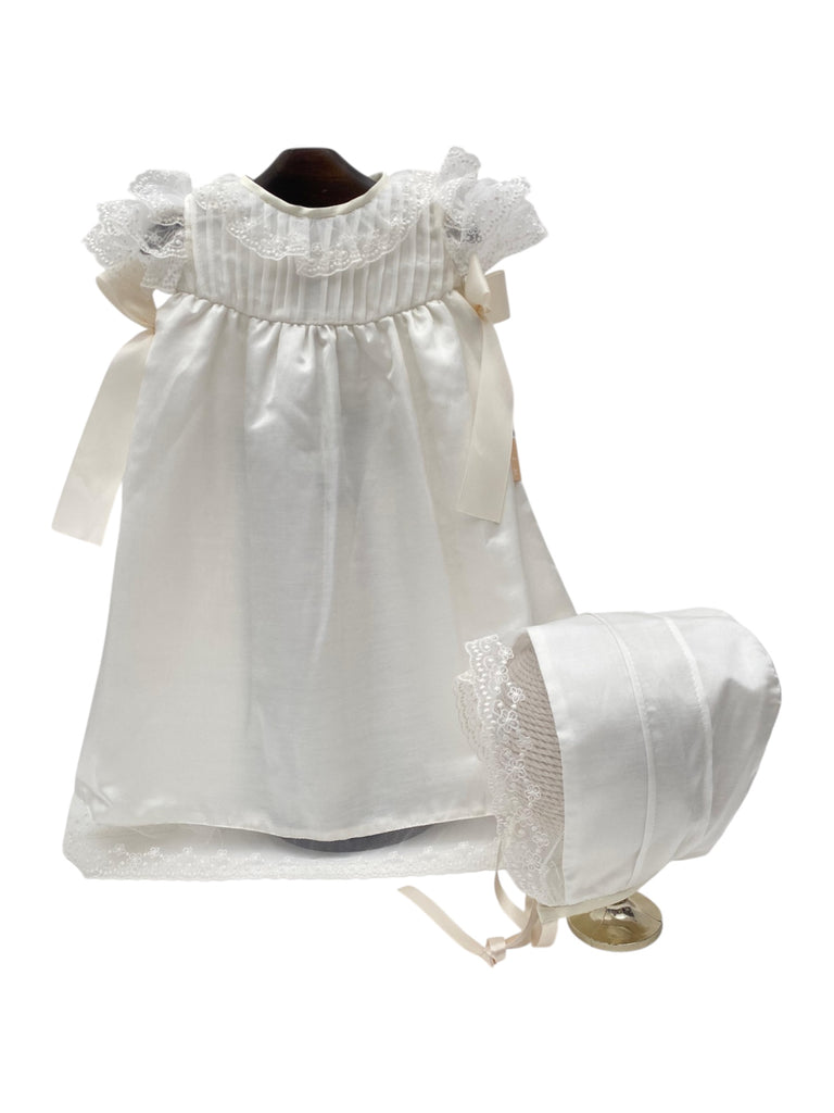 Ropón de lino tira de encaje en cuello bebé