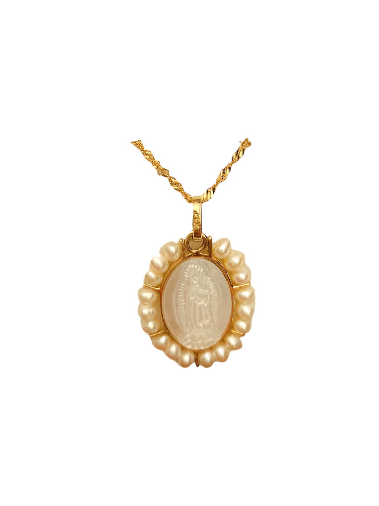Medalla virgen madre perla oval