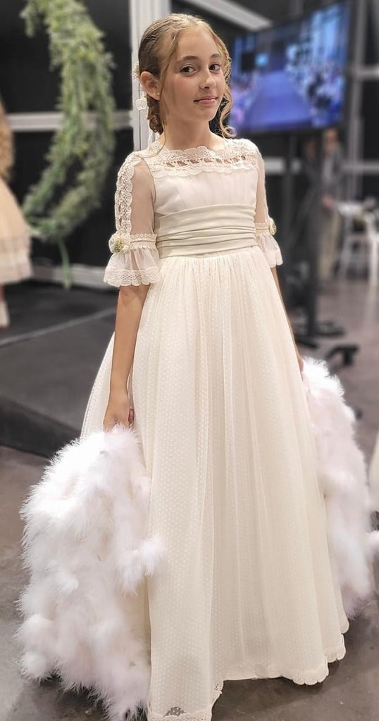 Vestido español manga 3/4 falda de tul botones en espalda