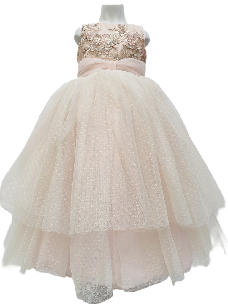 Vestido bordado dos faldas dobles y tul mesh