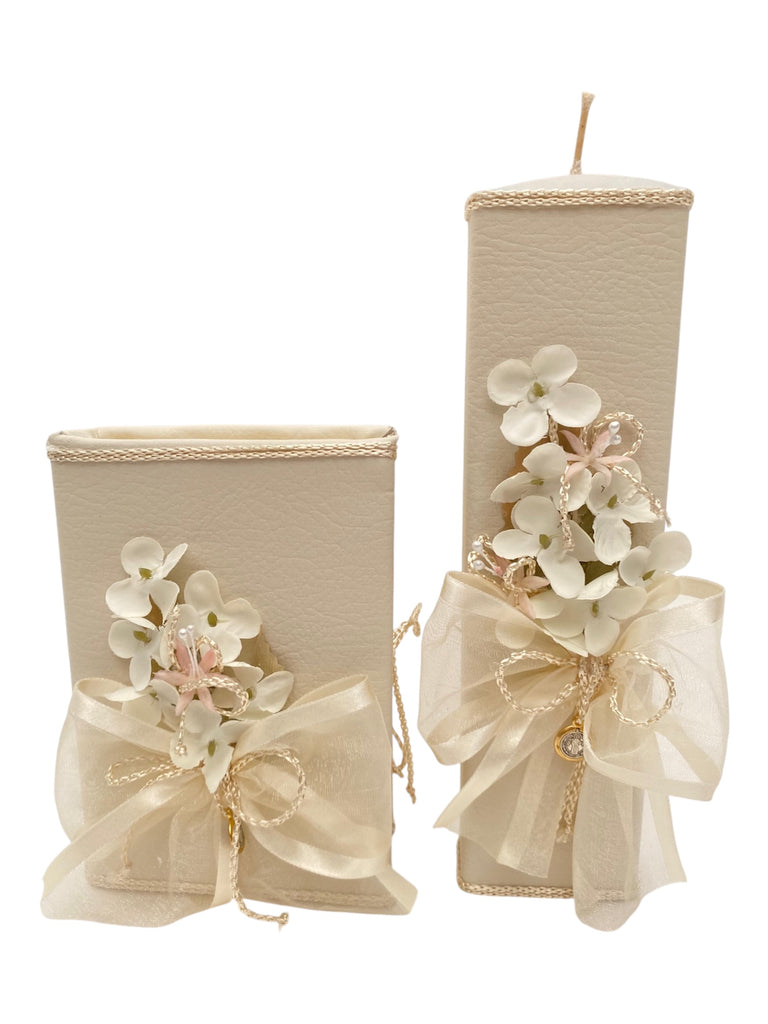 Juego de comunión forrado en piel flores y moño de listón