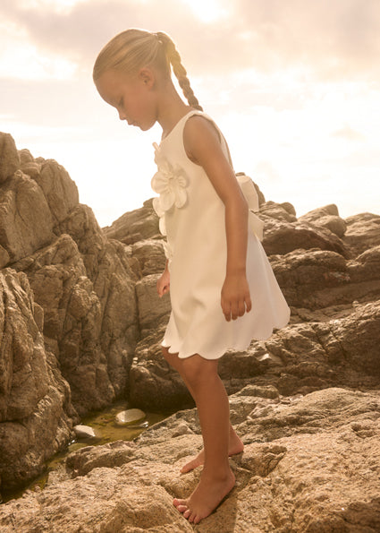 Vestido crepe flores 3D
