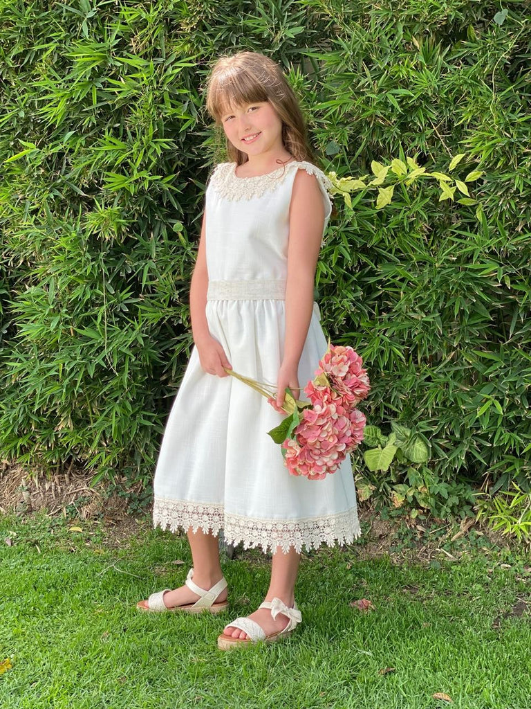 Vestido chanel corto lino tira bordada