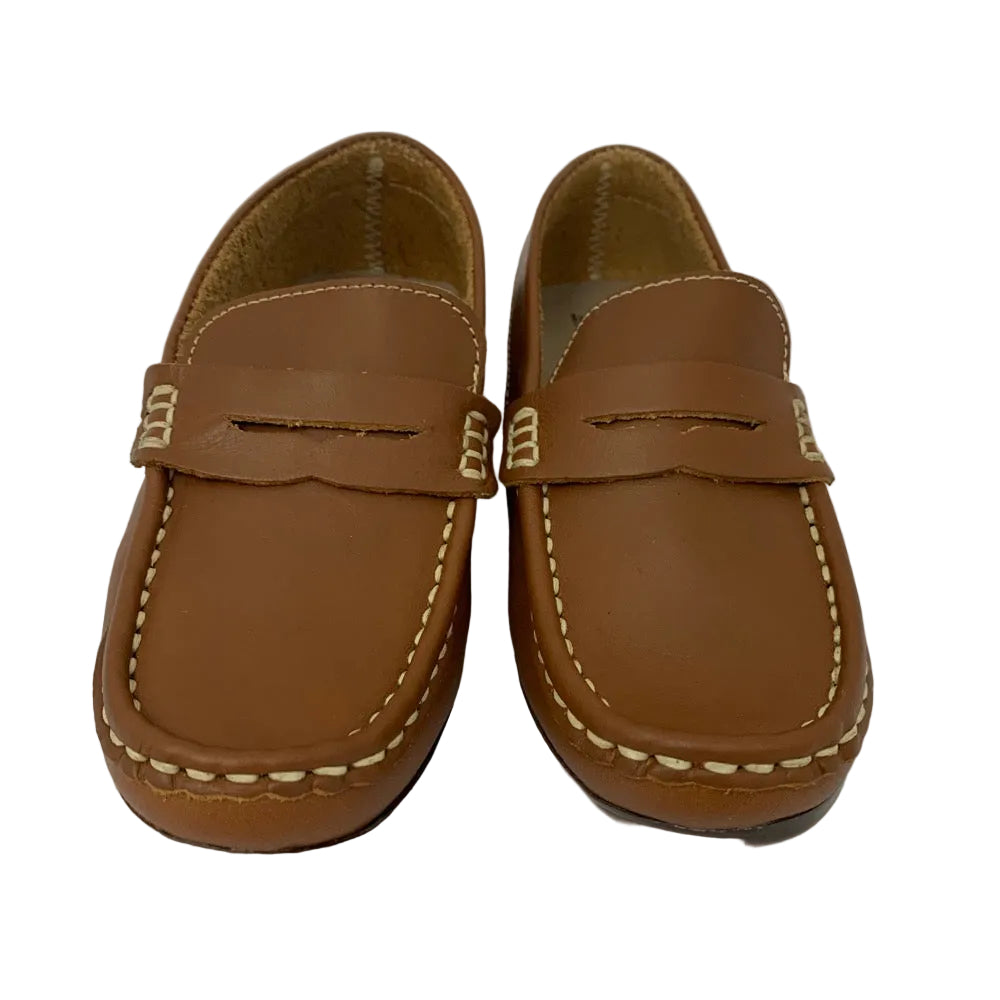 Zapato mocasín para niño con atifaz