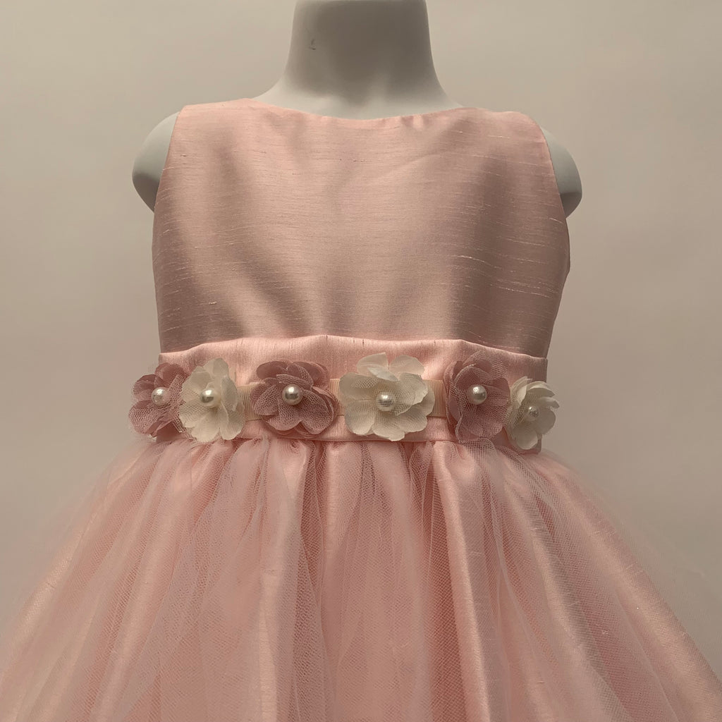 Vestido peto telar falda tul banda con flores y perlitas