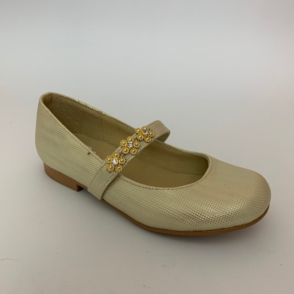 Zapato con flores en látigo